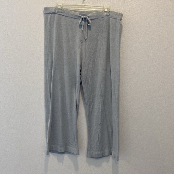 Barefoot Dreams | Cozy Chic set: Culotte pants and cap sleeve tee - Picture 5 of 8